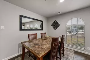 1732 Northaven Ct, Arlington, TX 76012 - Photo 6