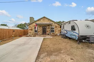 2504 Orion Way, Granbury, TX 76048 - Photo 2