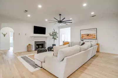 1114 Briarwood Street, Weatherford, TX 76087 - Photo 14