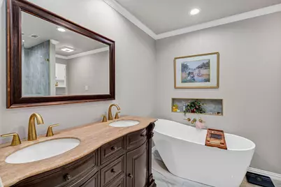 4912 Walnut Place Court, Granbury, TX 76049 - Photo 2