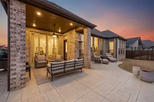 1816 Trotter Trl, Aubrey, TX 76227 - Photo 1