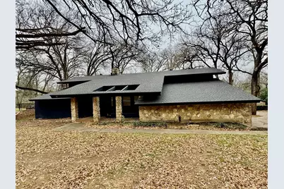 2000 Mill Creek Drive, Arlington, TX 76010 - Photo 1