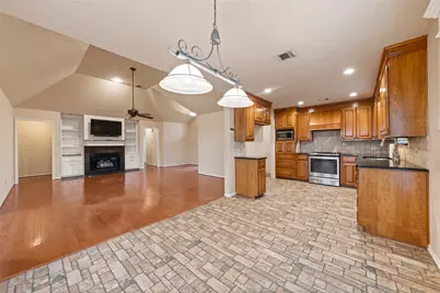 712 N Old Robinson Road, Robinson, TX 76706 - Photo 6