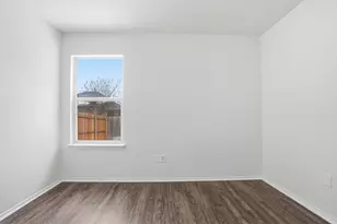 1000 Caleb St, Burleson, TX 76028 - Photo 14