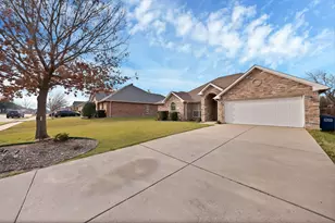 2832 Lone Ranger Tr, Little Elm, TX 75068 - Photo 4