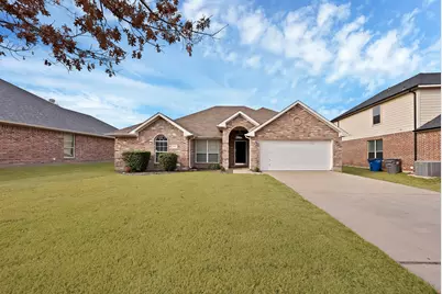 2832 Lone Ranger Trail, Little Elm, TX 75068 - Photo 2
