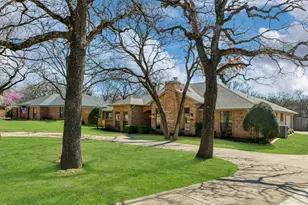 408 Moonlight Ln, Keller, TX 76248 - Photo 2