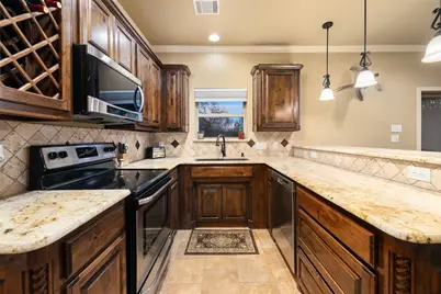 7401 Hilltop Drive, Fort Worth, TX 76108 - Photo 34