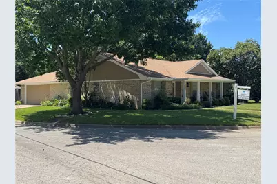 101 Noel Street, Waxahachie, TX 75165 - Photo 2