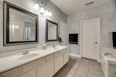 2703 Waterway Drive, Grand Prairie, TX 75054 - Photo 12