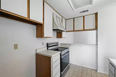 640 Bellaire Drive #B, Hurst, TX 76053 - Photo 22