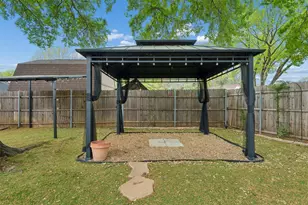 17 Lincolnshire Cir, Bedford, TX 76021 - Photo 28