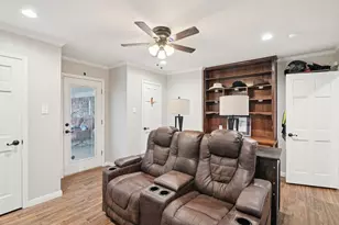 17 Lincolnshire Cir, Bedford, TX 76021 - Photo 20