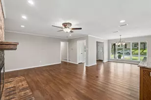 17 Lincolnshire Cir, Bedford, TX 76021 - Photo 10