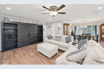 17 Lincolnshire Circle, Bedford, TX 76021 - Photo 6