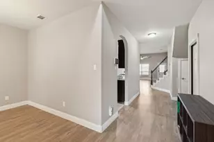 1108 Central Village Dr, Denton, TX 76210 - Photo 2