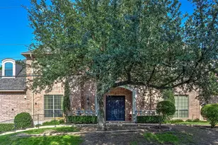 2455 Halloran St, Fort Worth, TX 76107 - Photo 6