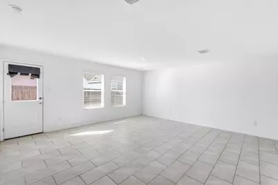 2928 Dora Drive, Fort Worth, TX 76119 - Photo 8