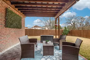 8605 Crested Cove Ct, Plano, TX 75025 - Photo 30