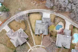 8605 Crested Cove Ct, Plano, TX 75025 - Photo 36