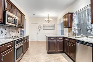 8605 Crested Cove Ct, Plano, TX 75025 - Photo 14