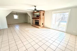 3602 Edgewood Dr, Garland, TX 75042 - Photo 4