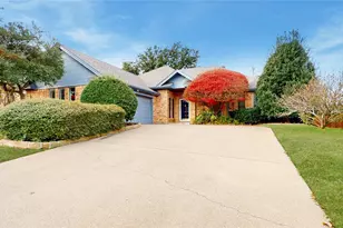 3713 Teal Ln, Bedford, TX 76021 - Photo 1