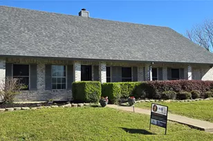 2015 Sandi Ln, Sachse, TX 75048 - Photo 2