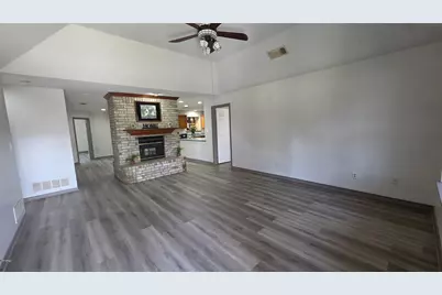 2015 Sandi Lane, Sachse, TX 75048 - Photo 4