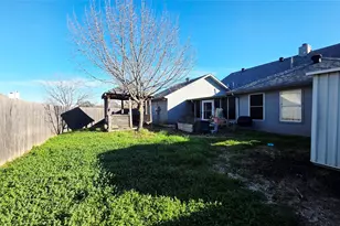 2015 Sandi Ln, Sachse, TX 75048 - Photo 10