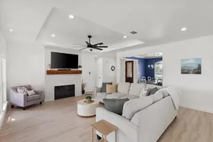 352 Leeward Cir, Azle, TX 76020 - Photo 10