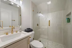 352 Leeward Cir, Azle, TX 76020 - Photo 32