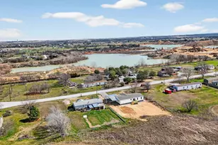 309 Rhett Ct, Aurora, TX 76078 - Photo 36