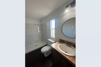 211 Alton, Ennis, TX 75119 - Photo 20