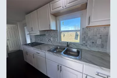 211 Alton, Ennis, TX 75119 - Photo 6