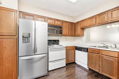 5740 Martel Avenue #B3, Dallas, TX 75206 - Photo 6