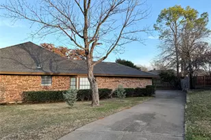 2606 Cloud Ct, Arlington, TX 76017 - Photo 4