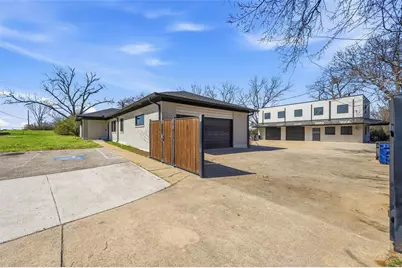 1927 W Arkansas Lane, Pantego, TX 76013 - Photo 1
