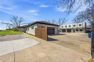 1927 W Arkansas Ln, Pantego, TX 76013 - Photo 1