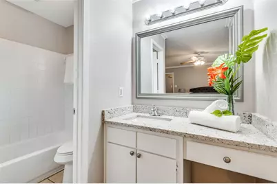 702 W Lynn Creek Drive, Arlington, TX 76001 - Photo 20