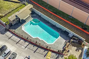 17490 Meandering Way, Dallas, TX 75252 - Photo 20