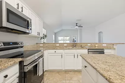 9217 Oldwest Trail, Fort Worth, TX 76131 - Photo 6