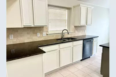 5304 Timber Park Drive, Flower Mound, TX 75028 - Photo 12