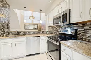 18240 Midway Rd, Dallas, TX 75287 - Photo 2