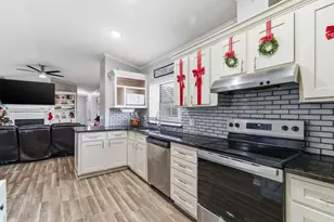 8261 County Rd 381, Tyler, TX 75708 - Photo 12