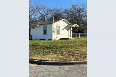 418 Hallvale Drive, White Settlement, TX 76108 - Photo 1