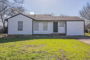 7477 Aberdeen Dr, Fort Worth, TX 76116 - Photo 2
