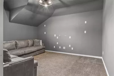 12700 Saratoga Springs Circle, Fort Worth, TX 76244 - Photo 32