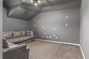 12700 Saratoga Springs Cir, Fort Worth, TX 76244 - Photo 32