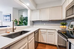 4411 Gilbert Ave, Dallas, TX 75219 - Photo 4